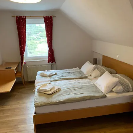 Gasthuis Veranda 3*