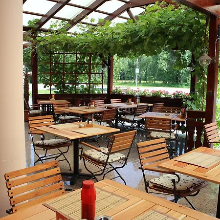 Veranda Maison d'hôtes 3*