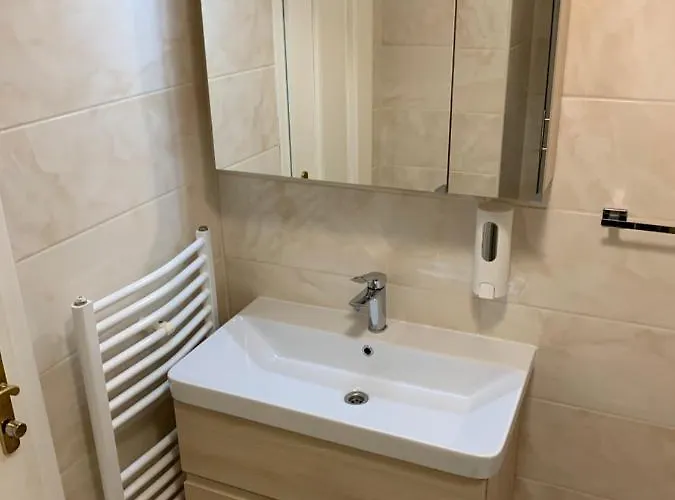 Veranda بيت ضيافة موجسترانا